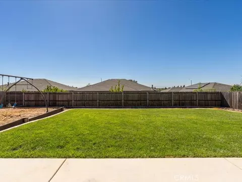 Exterior - 36 Quillstone Loop, Chico, CA 95928 photo 4 of 9