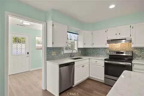 Kitchen - 23353 Hamilton, Gerber, CA 96035 photo 1 of 6