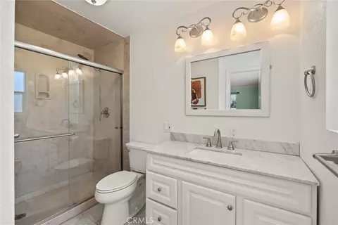 Bath - 23353 Hamilton, Gerber, CA 96035 photo 1 of 2