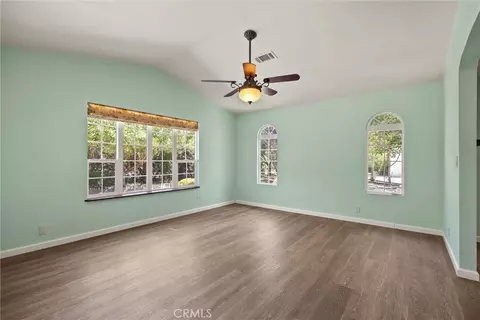 Living - 23353 Hamilton, Gerber, CA 96035 photo 10 of 12