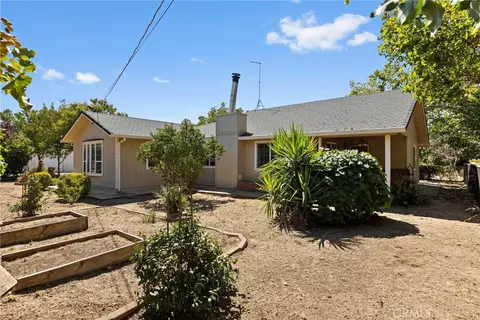 Exterior - 23353 Hamilton, Gerber, CA 96035 photo 3 of 11