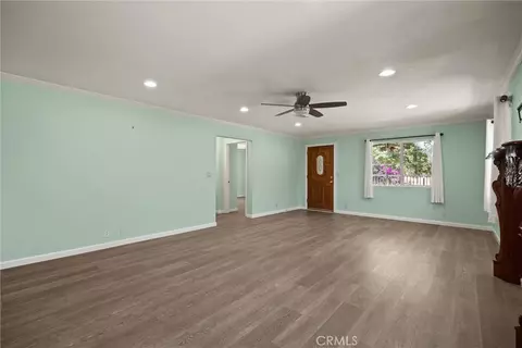 Living - 23353 Hamilton, Gerber, CA 96035 photo 3 of 12