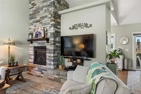 Living - 1994 North, Corning, CA 96021 photo 3 of 5