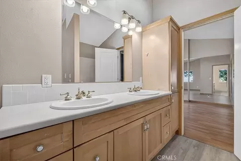Bath - 43 Dacy, Cohasset, CA 95973 photo 6 of 9