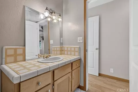 Bath - 43 Dacy, Cohasset, CA 95973 photo 3 of 9