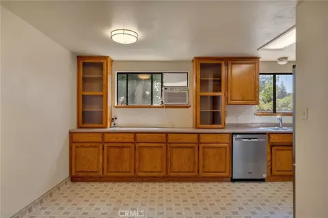 Kitchen - 2017 County Road J, Willows, CA 95988 photo 1 of 3