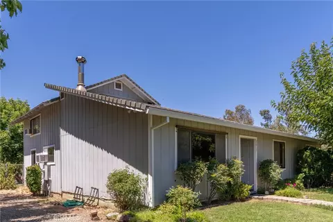 Exterior - 2017 County Road J, Willows, CA 95988 photo 1 of 20