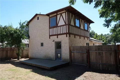 Exterior - 2390 Brown St, Durham, CA 95938 photo 2 of 4