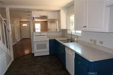 Kitchen - 2390 Brown St, Durham, CA 95938 photo 1 of 1