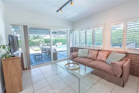 Living - 1050 Holben, Chico, CA 95926 photo 4 of 5