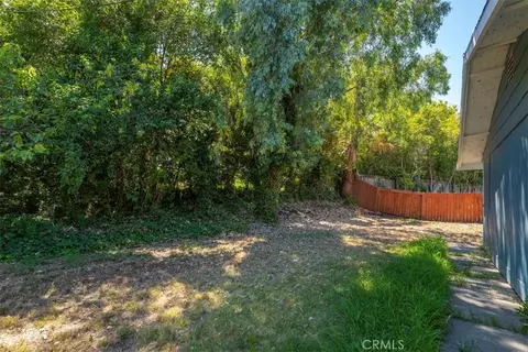 Exterior - 695 Walton Dr, Red Bluff, CA 96080 photo 6 of 19