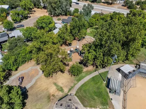 View/Area - 695 Walton Dr, Red Bluff, CA 96080 photo 12 of 12