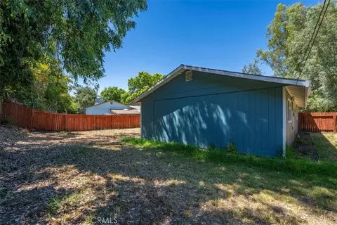 Exterior - 695 Walton Dr, Red Bluff, CA 96080 photo 7 of 19