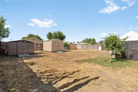 Exterior - 927 Trinity St, Orland, CA 95963 photo 6 of 7