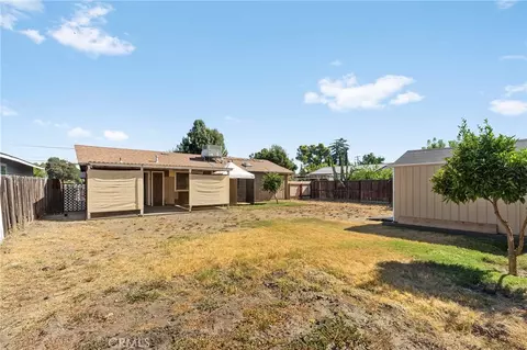 Exterior - 927 Trinity St, Orland, CA 95963 photo 2 of 7