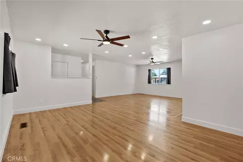Living - 1030 W 1st, Willows, CA 95988 photo 6 of 14