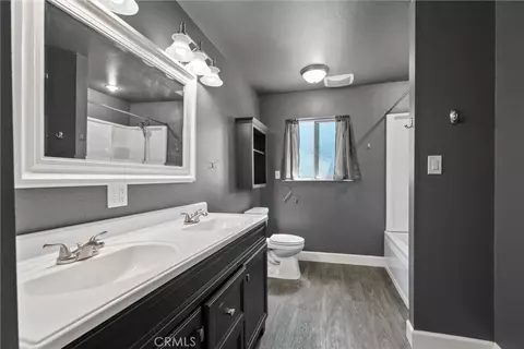 Bath - 1030 W 1st, Willows, CA 95988 photo 2 of 3