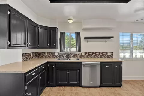 Kitchen - 1030 W 1st, Willows, CA 95988 photo 5 of 6