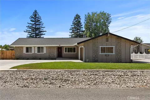 Exterior - 1030 W 1st, Willows, CA 95988 photo 1 of 10
