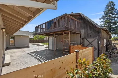 Exterior - 1030 W 1st, Willows, CA 95988 photo 6 of 10