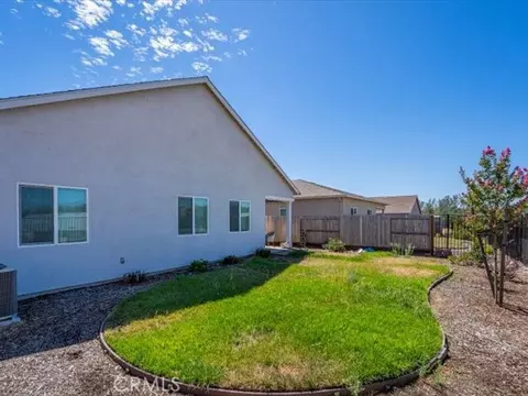 Exterior - 2782 Austere Ave, Redding, CA 96003 photo 6 of 13