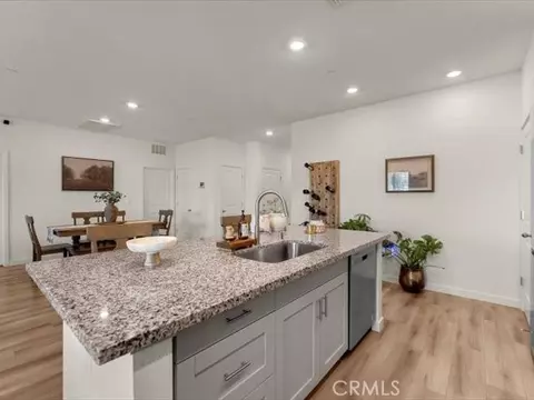 Kitchen - 2782 Austere Ave, Redding, CA 96003 photo 6 of 6