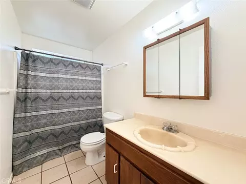 Bath - 9803 Cohasset Rd, Chico, CA 95973 photo 3 of 3
