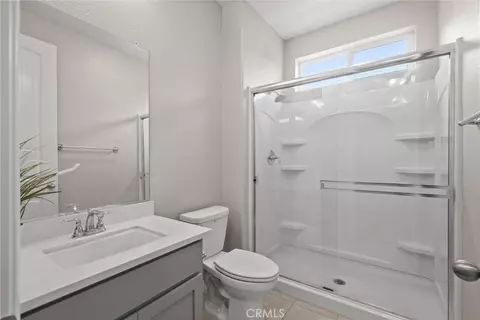 Bath - 439 Eel River Ln, Chico, CA 95973 photo 3 of 3