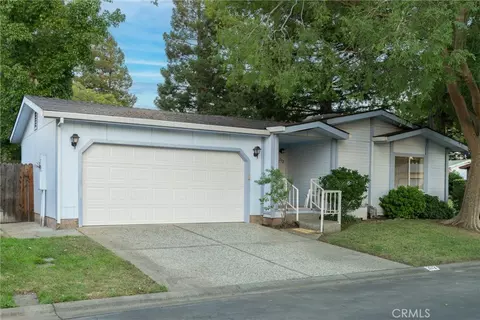 2050 Springfield Dr #202, Chico, CA 95928 photo 4