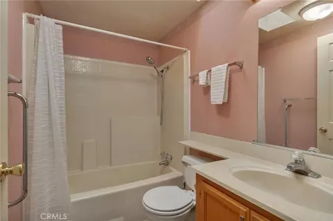 2050 Springfield Dr #202, Chico, CA 95928 photo 27