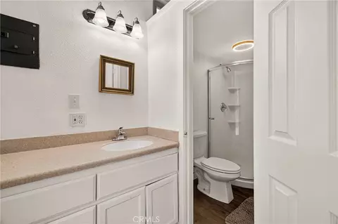 Bath - 234 W 3rd, Chico, CA 95926 photo 4 of 5