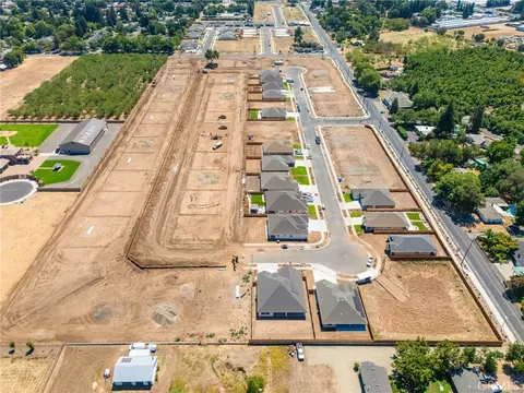 View/Area - 2726 Waterloo Cir, Chico, CA 95973 photo 4 of 7