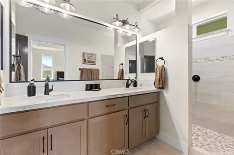 Bath - 2726 Waterloo Cir, Chico, CA 95973 photo 1 of 5