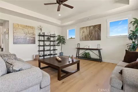 Living - 2726 Waterloo Cir, Chico, CA 95973 photo 3 of 3