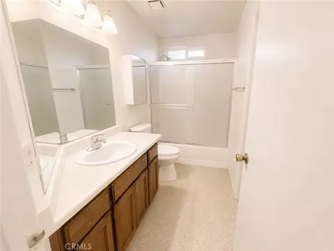 Bath - 170 Fairgate, Chico, CA 95926 photo 1 of 3