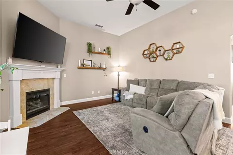 Living - 2977 Bancroft Dr, Chico, CA 95928 photo 1 of 2