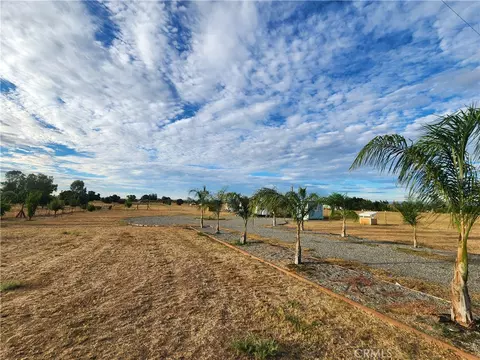 24680 Florence Ave, Corning, CA 96021