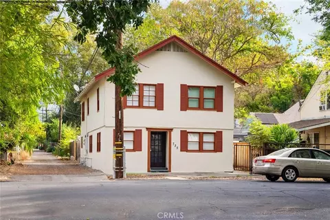 Exterior - 735 Pine St, Chico, CA 95928 photo 2 of 10