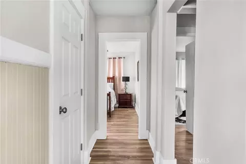 Entry Way - 735 Pine St, Chico, CA 95928 photo 1 of 2