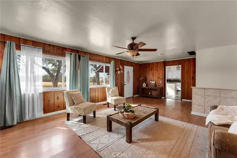Living - 4265 Osborn Rd, Flournoy, CA 96029 photo 6 of 7