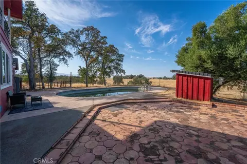 Exterior - 4265 Osborn Rd, Flournoy, CA 96029 photo 5 of 16