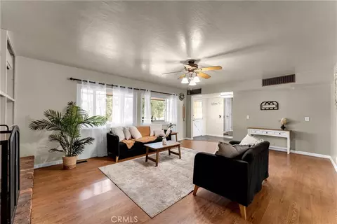 Living - 4265 Osborn Rd, Flournoy, CA 96029 photo 3 of 7