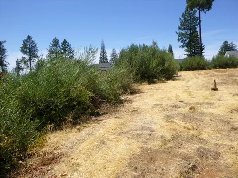 5667 Clara Ln, Paradise, CA 95969 photo 7