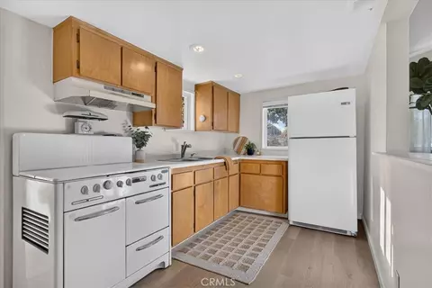Kitchen - 1381 Davis, Chico, CA 95928 photo 1 of 3