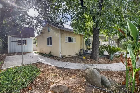 Exterior - 1381 Davis, Chico, CA 95928 photo 7 of 19