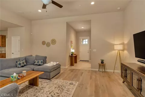 Entry Way - 10 Harmony Park, Chico, CA 95973 photo 4 of 4