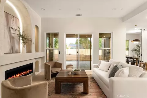 Living - 230 Redbud, Paradise, CA 95969 photo 8 of 8