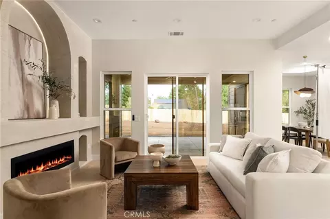 Living - 230 Redbud, Paradise, CA 95969 photo 7 of 8