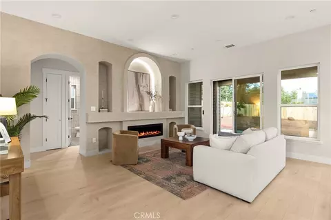 Living - 230 Redbud, Paradise, CA 95969 photo 1 of 8