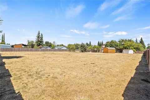 Exterior - 13899 Garner Ln, Chico, CA 95973 photo 14 of 15